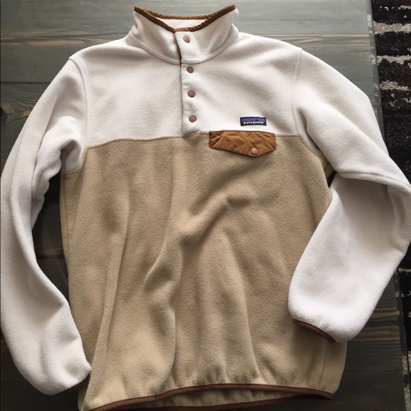 lululemon athletica Tops - Patagonia fleece 🍂🍁❄️